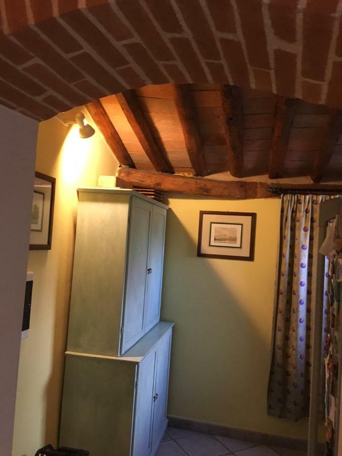Вилла Casa Del Sole Монтеспертоли Экстерьер фото